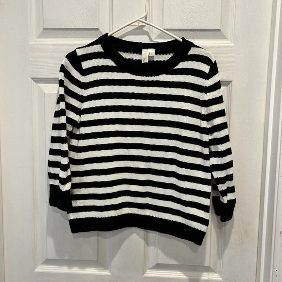 Forever 21 Natural Fiber Cotton Black‎ And White Striped Boxy Sweater Mod Style - Picture 1 of 4